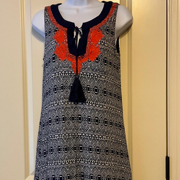 Luxology Dresses & Skirts - Luxology Sleeveless Dress size Small